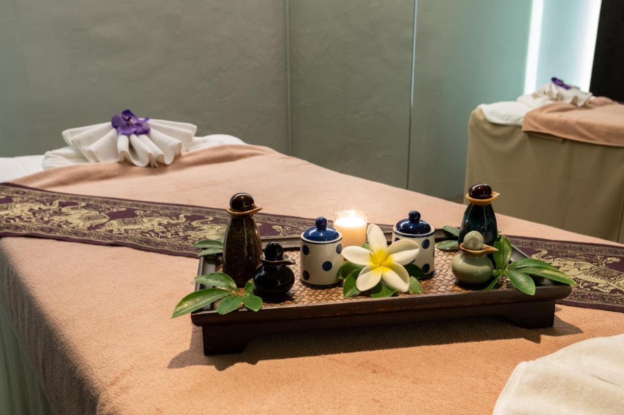 S Ratchada Leisure Hotel - Sha Plus Bangkok Esterno foto Spa treatment