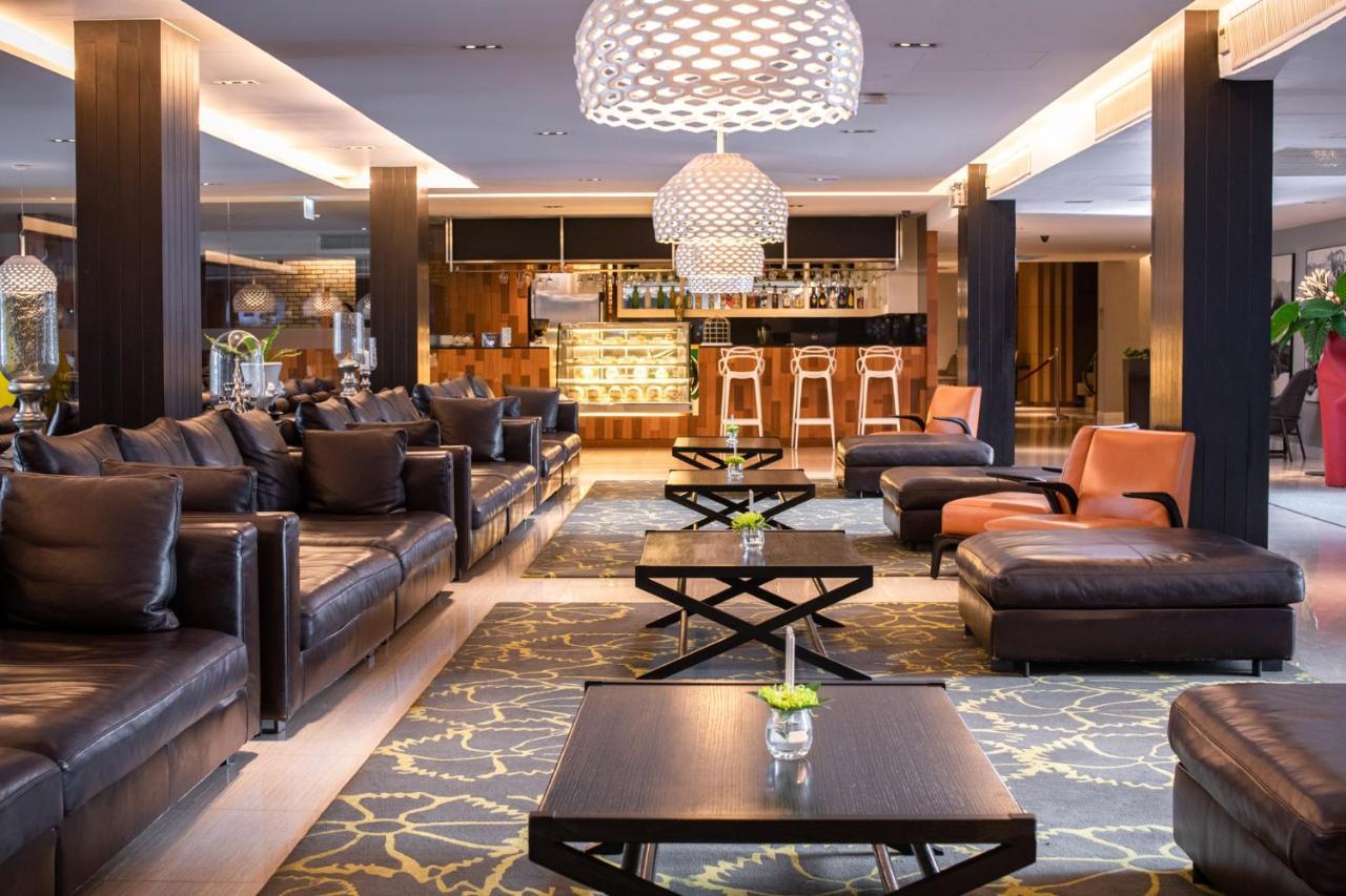 S Ratchada Leisure Hotel - Sha Plus Bangkok Esterno foto The lobby of the hotel