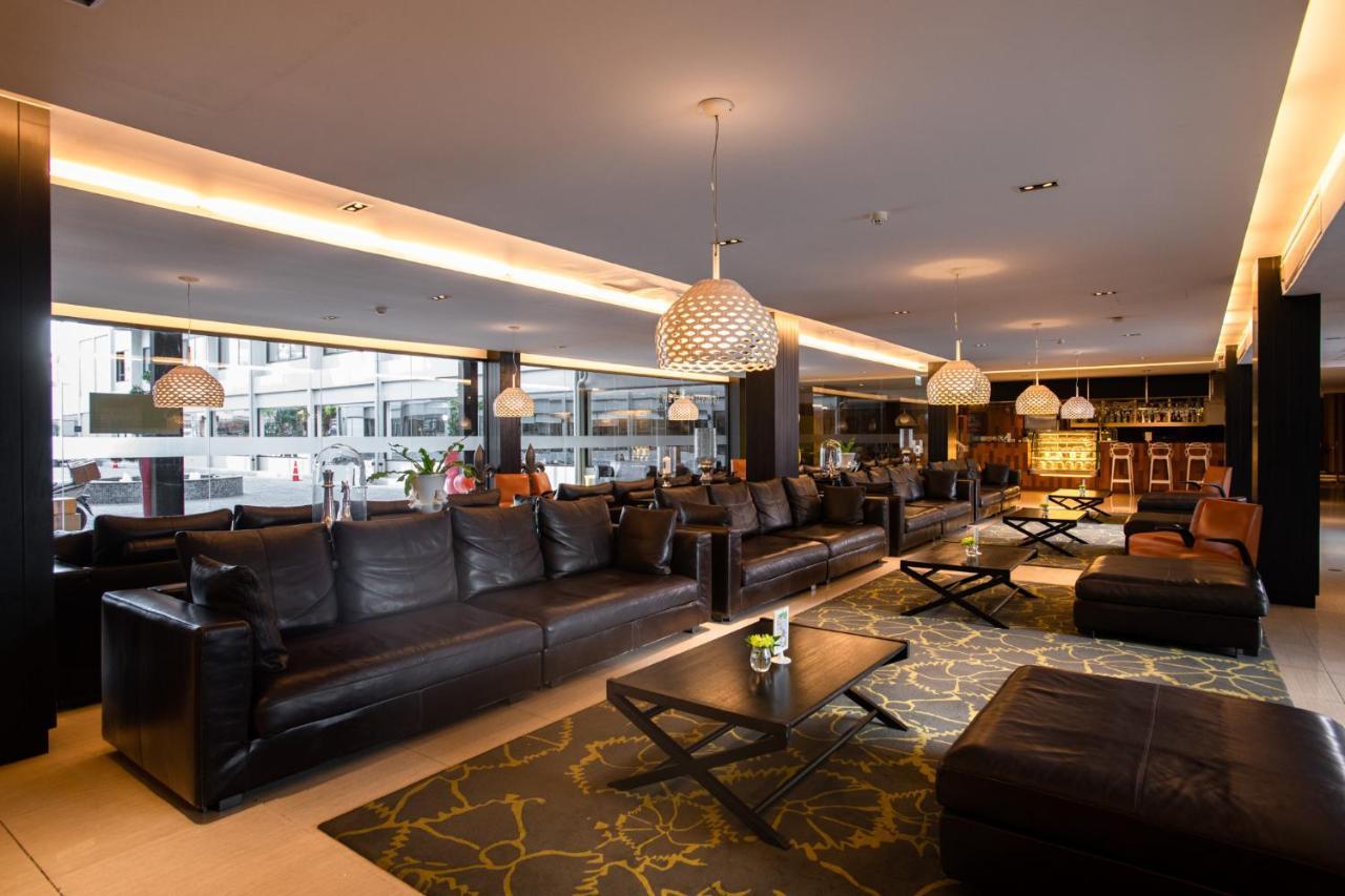 S Ratchada Leisure Hotel - Sha Plus Bangkok Esterno foto The lounge at the airport
