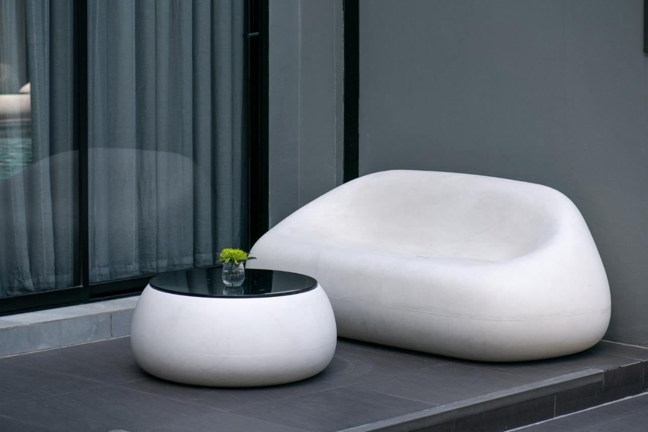 S Ratchada Leisure Hotel - Sha Plus Bangkok Esterno foto Stone