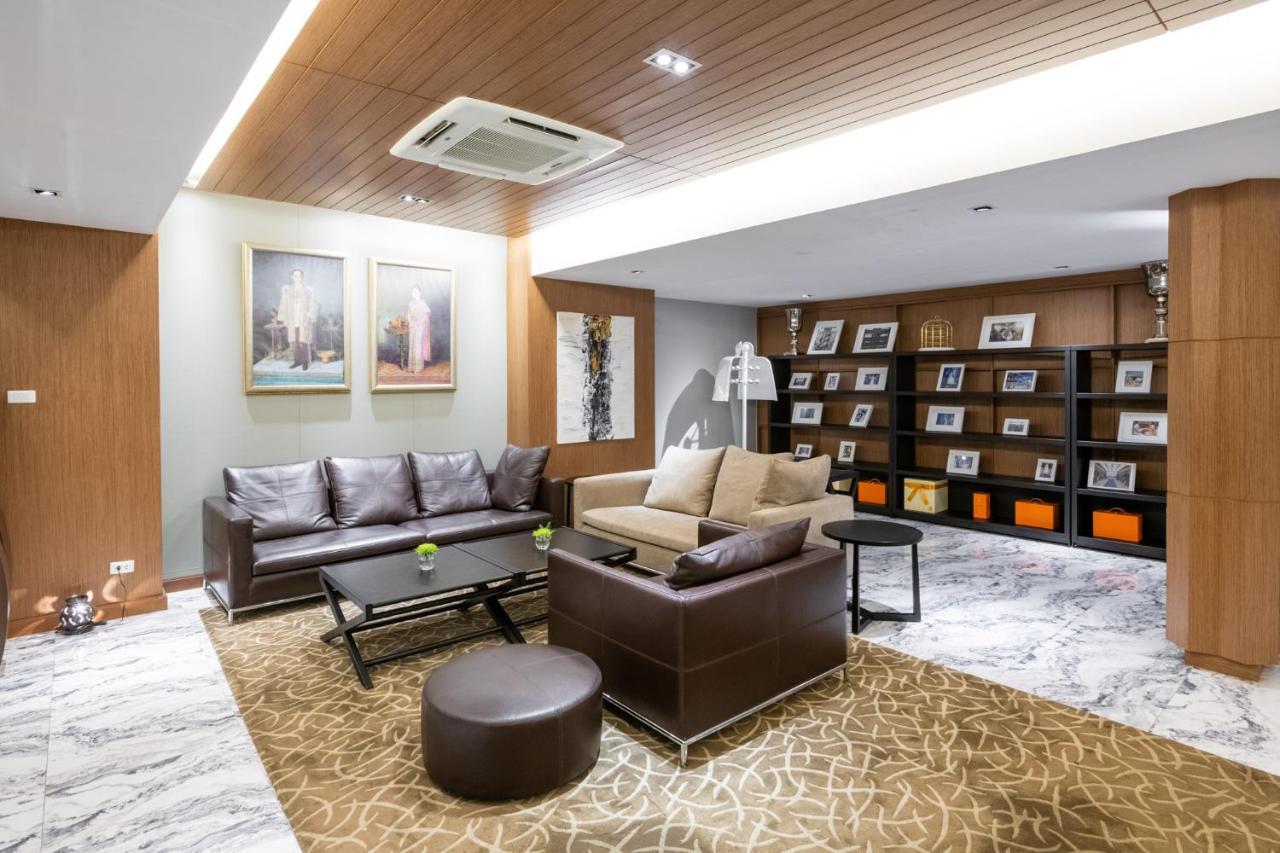 S Ratchada Leisure Hotel - Sha Plus Bangkok Esterno foto The lounge at the airport
